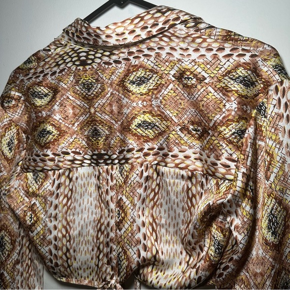 Rivir Patterned Snake Print 2 piece Set Crop Top & Midi Skirt Size Medium - Picture 16 of 16